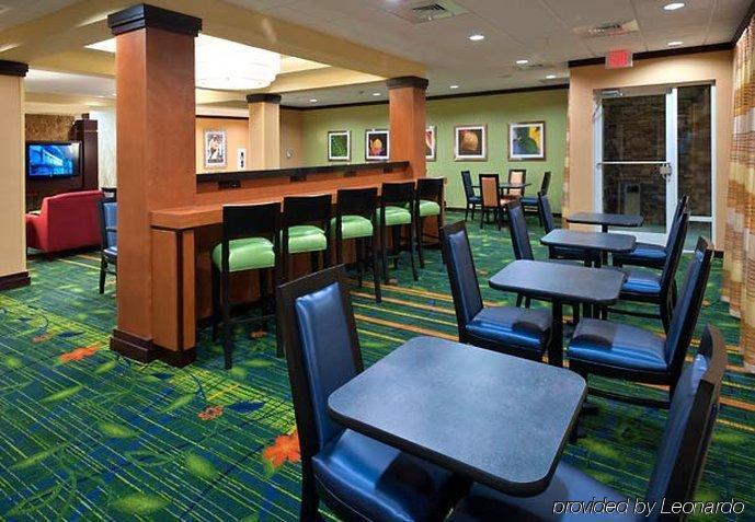 Fairfield Inn & Suites By Marriott Tallahassee Central מסעדה תמונה